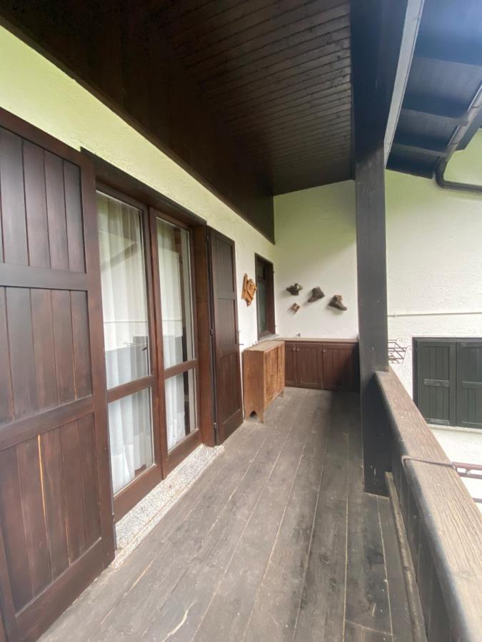 דירות ספיאצו Trilocale Accogliente Con Camino A Pochi Minuti Da Madonna Di Campiglio מראה חיצוני תמונה